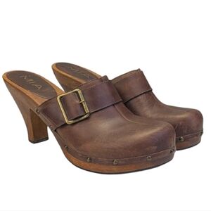 Mia Vintage Leather Clogs GUC Size 9M  S3746